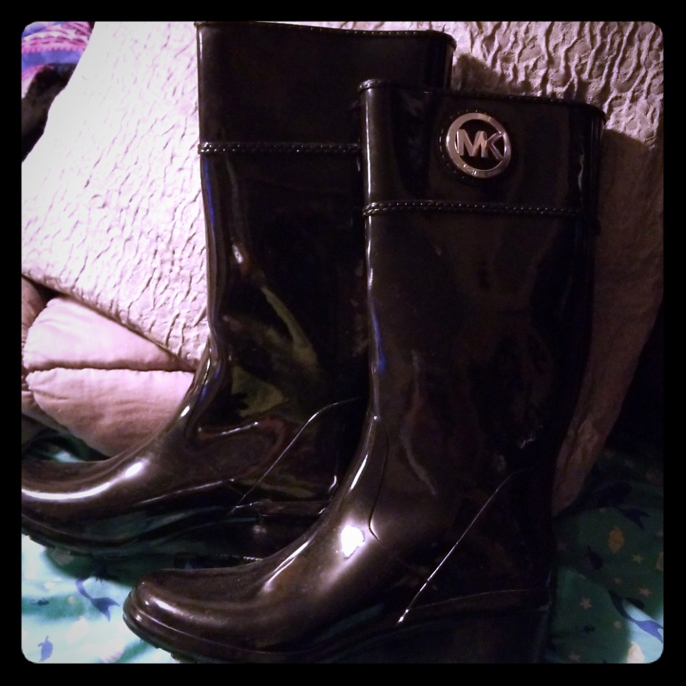 Authentic Michael Kors wedge rain boots